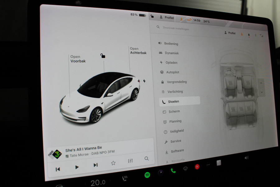 Tesla Model 3 Long Range AWD 75 kWh Tesla Model 3 Long Range AWD 75 kWh