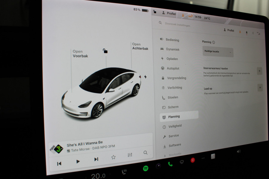 Tesla Model 3 Long Range AWD 75 kWh Tesla Model 3 Long Range AWD 75 kWh