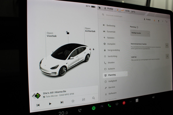 Tesla Model 3 Long Range AWD 75 kWh Tesla Model 3 Long Range AWD 75 kWh
