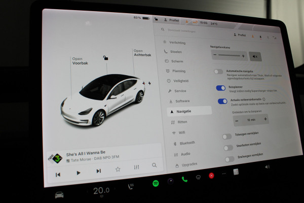 Tesla Model 3 Long Range AWD 75 kWh Tesla Model 3 Long Range AWD 75 kWh