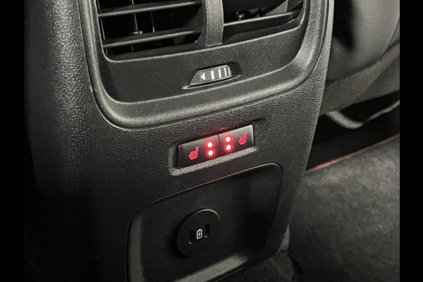 Ford Kuga 1.5 EcoBoost ST-Line X *1800 kg Trekgewicht | Open dak | Trekhaak | Adapt. cruise control | B&O | Carplay | Stuur-/Stoelverwarming Ford Kuga 1.5 EcoBoost ST-Line X *1800 kg Trekgewicht | Open dak | Trekhaak | Adapt. cruise control | B&O | Carplay | Stuur-/Stoelverwarming