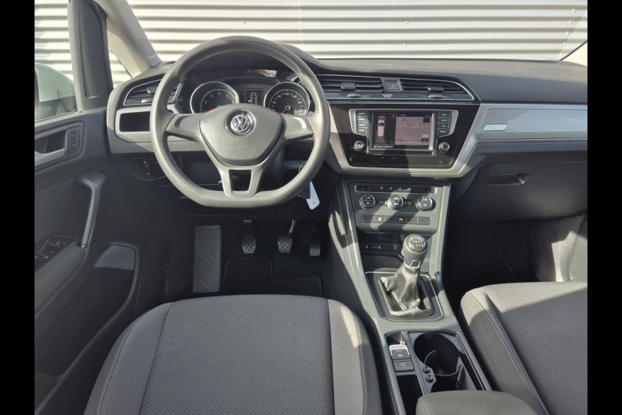 Volkswagen Touran 1.2 TSI 7persoons,clima,wegklapbare trekhaak,stoelverwarming,parkeersensoren