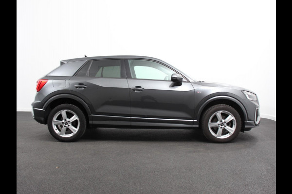 Audi Q2 35 TFSI 150pk Automaat S Edition | Navigatie | Camera | Adaptive Cruise Control | LED Matrix | Elektrische Achterklep | Keyless Entry | Audi Q2 35 TFSI 150pk Automaat S Edition | Navigatie | Camera | Adaptive Cruise Control | LED Matrix | Elektrische Achterklep | Keyless Entry |