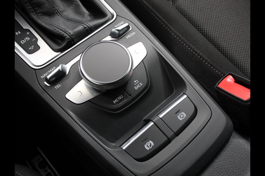 Audi Q2 35 TFSI 150pk Automaat S Edition | Navigatie | Camera | Adaptive Cruise Control | LED Matrix | Elektrische Achterklep | Keyless Entry | Audi Q2 35 TFSI 150pk Automaat S Edition | Navigatie | Camera | Adaptive Cruise Control | LED Matrix | Elektrische Achterklep | Keyless Entry |