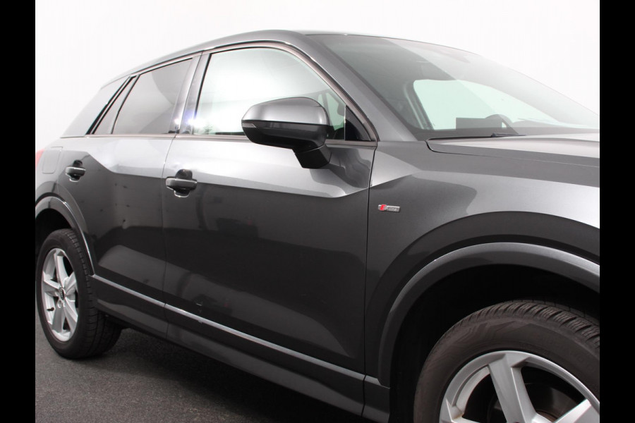 Audi Q2 35 TFSI 150pk Automaat S Edition | Navigatie | Camera | Adaptive Cruise Control | LED Matrix | Elektrische Achterklep | Keyless Entry | Audi Q2 35 TFSI 150pk Automaat S Edition | Navigatie | Camera | Adaptive Cruise Control | LED Matrix | Elektrische Achterklep | Keyless Entry |