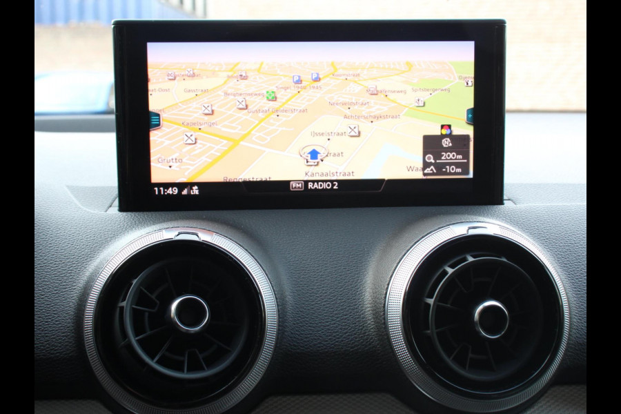 Audi Q2 35 TFSI 150pk Automaat S Edition | Navigatie | Camera | Adaptive Cruise Control | LED Matrix | Elektrische Achterklep | Keyless Entry | Audi Q2 35 TFSI 150pk Automaat S Edition | Navigatie | Camera | Adaptive Cruise Control | LED Matrix | Elektrische Achterklep | Keyless Entry |