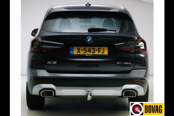 BMW X3 xDrive30e 293 PK | LCI FACELIFT | Elec. trekhaak | Panoramadak | Stoel- & stuurverwarming | Elec. klep, Navigatie, App. connect