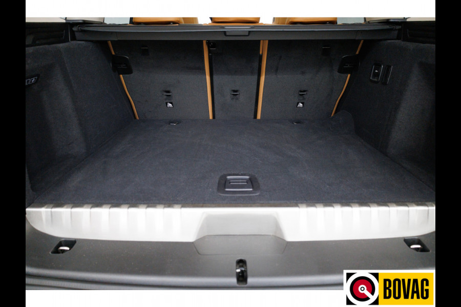 BMW X3 xDrive30e 293 PK | LCI FACELIFT | Elec. trekhaak | Panoramadak | Stoel- & stuurverwarming | Elec. klep, Navigatie, App. connect