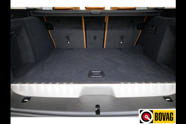 BMW X3 xDrive30e 293 PK | LCI FACELIFT | Elec. trekhaak | Panoramadak | Stoel- & stuurverwarming | Elec. klep, Navigatie, App. connect