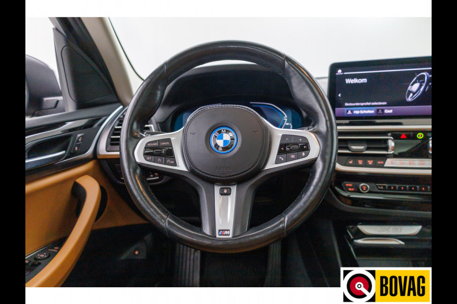 BMW X3 xDrive30e 293 PK | LCI FACELIFT | Elec. trekhaak | Panoramadak | Stoel- & stuurverwarming | Elec. klep, Navigatie, App. connect