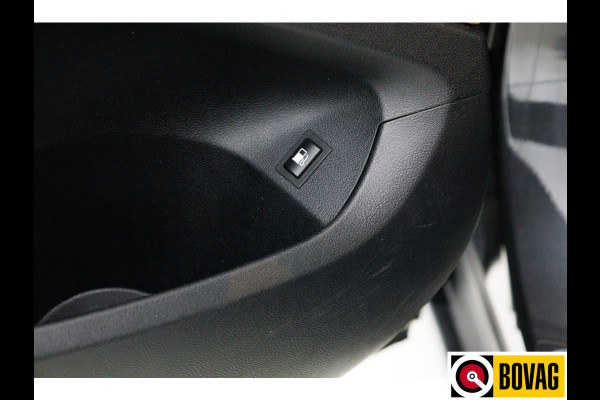 BMW X3 xDrive30e 293 PK | LCI FACELIFT | Elec. trekhaak | Panoramadak | Stoel- & stuurverwarming | Elec. klep, Navigatie, App. connect