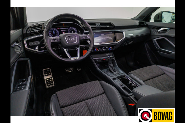 Audi Q3 45 TFSI e S edition 245 PK | S-Line interieur | Panoramadak | Navigatie | App. connect | Elec. achterklep, Stoelverwarming