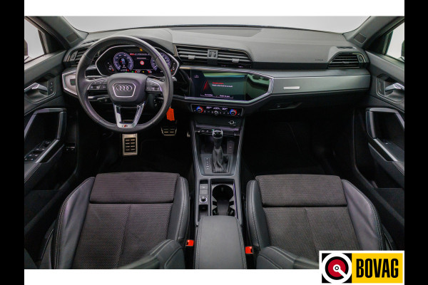 Audi Q3 45 TFSI e S edition 245 PK | S-Line interieur | Panoramadak | Navigatie | App. connect | Elec. achterklep, Stoelverwarming