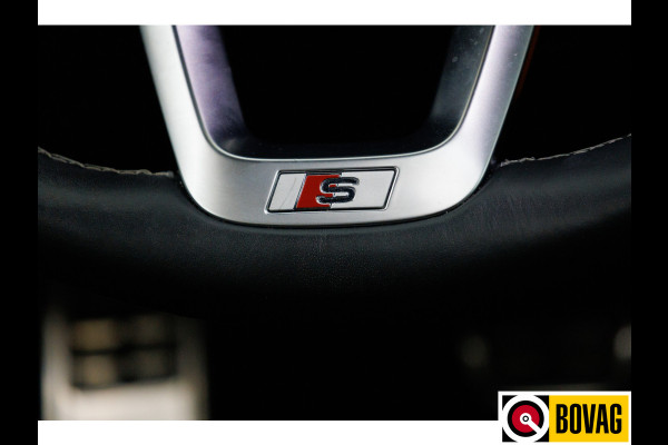 Audi Q3 45 TFSI e S edition 245 PK | S-Line interieur | Panoramadak | Navigatie | App. connect | Elec. achterklep, Stoelverwarming