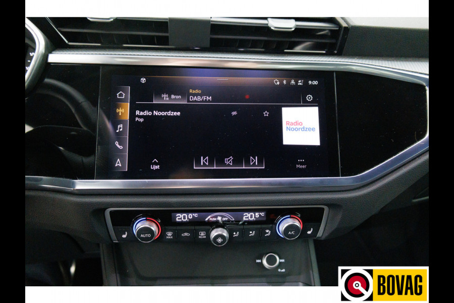 Audi Q3 45 TFSI e S edition 245 PK | S-Line interieur | Panoramadak | Navigatie | App. connect | Elec. achterklep, Stoelverwarming