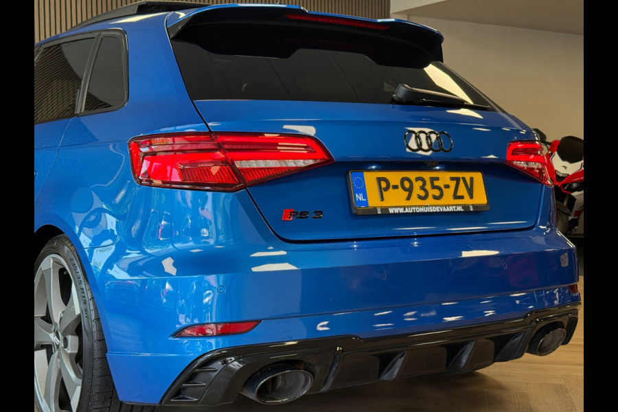 Audi RS3 A3 Sportback 2.5 TFSI RS 3 QUATTRO 400PK NAVI PANO LED CRUISE CLIMATE CONTROL