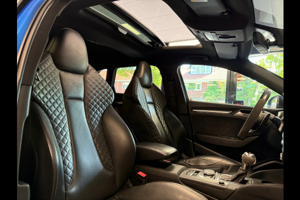 Audi RS3 A3 Sportback 2.5 TFSI RS 3 QUATTRO 400PK NAVI PANO LED CRUISE CLIMATE CONTROL