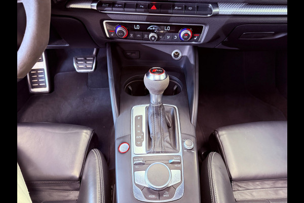 Audi RS3 A3 Sportback 2.5 TFSI RS 3 QUATTRO 400PK NAVI PANO LED CRUISE CLIMATE CONTROL