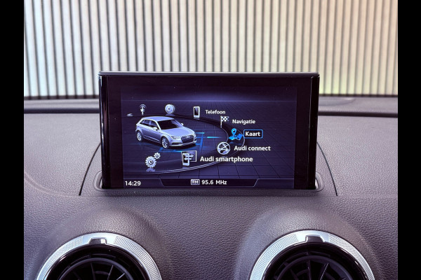 Audi RS3 A3 Sportback 2.5 TFSI RS 3 QUATTRO 400PK NAVI PANO LED CRUISE CLIMATE CONTROL