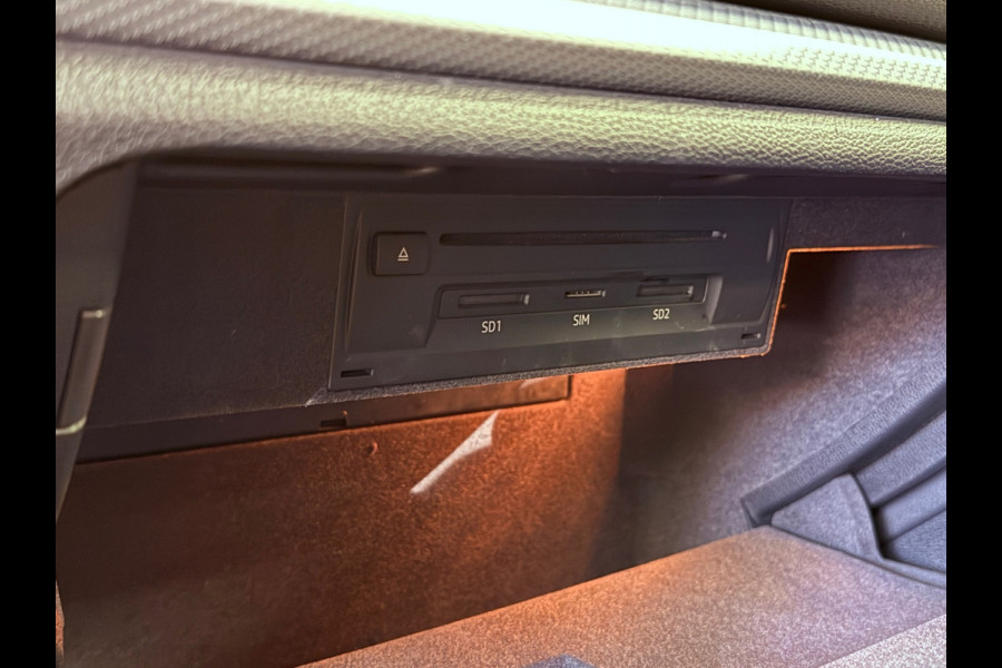 Audi RS3 A3 Sportback 2.5 TFSI RS 3 QUATTRO 400PK NAVI PANO LED CRUISE CLIMATE CONTROL