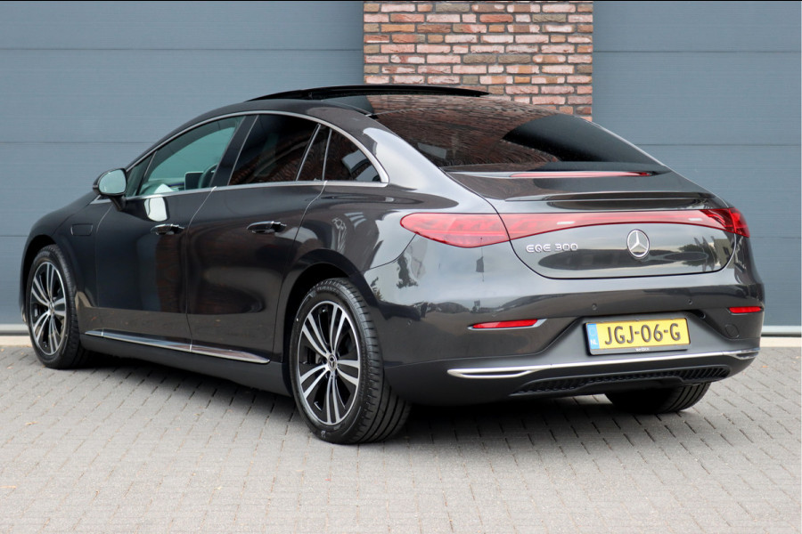 Mercedes-Benz EQE 300 Luxury Line 89 kWh | 39.500,- ex | Distronic | Panoramadak | Verwarmd Stuurwiel | Memory | Leder | Warmtepomp | Camera | Rijassistentiepakket | Digital Light | Mercedes-Benz EQE 300 Luxury Line 89 kWh | 39.500,- ex | Distronic | Panoramadak | Verwarmd Stuurwiel | Memory | Leder | Warmtepomp | Camera | Rijassistentiepakket | Digital Light |
