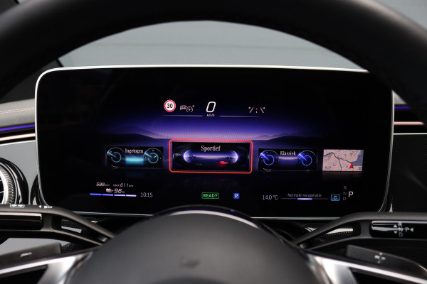 Mercedes-Benz EQE 300 Luxury Line 89 kWh | 39.500,- ex | Distronic | Panoramadak | Verwarmd Stuurwiel | Memory | Leder | Warmtepomp | Camera | Rijassistentiepakket | Digital Light | Mercedes-Benz EQE 300 Luxury Line 89 kWh | 39.500,- ex | Distronic | Panoramadak | Verwarmd Stuurwiel | Memory | Leder | Warmtepomp | Camera | Rijassistentiepakket | Digital Light |