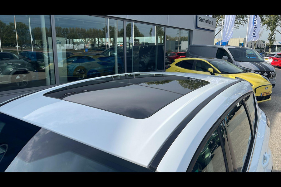 Ford Kuga 1.5 EcoBoost Titanium 182pk | Trekhaak | Winterpack | Panoramadak