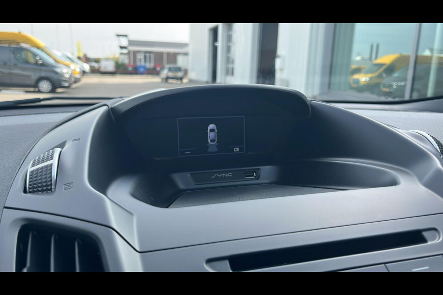 Ford Kuga 1.5 EcoBoost Titanium 182pk | Trekhaak | Winterpack | Panoramadak