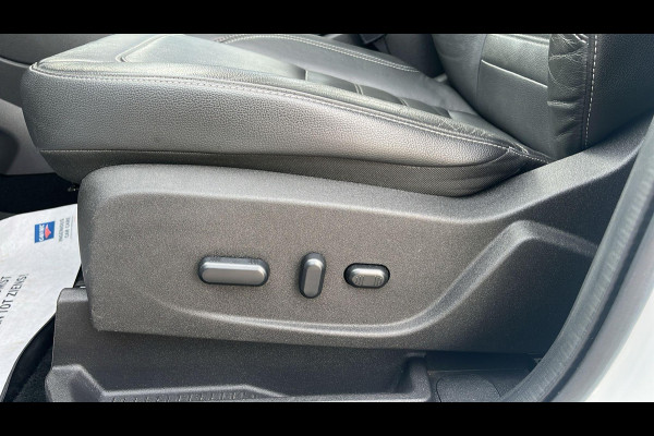 Ford Kuga 1.5 EcoBoost Titanium 182pk | Trekhaak | Winterpack | Panoramadak