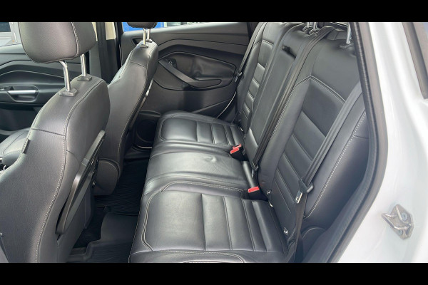 Ford Kuga 1.5 EcoBoost Titanium 182pk | Trekhaak | Winterpack | Panoramadak