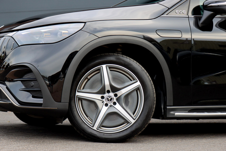 Mercedes-Benz EQE SUV 350 4Matic AMG Line 91 kWh | 59.000,- ex | Distronic+ | Memory | Panoramadak | Digital Light | Stoelventilatie | Burmester | Warmtepomp | Keyless Go | Augmented Reality |