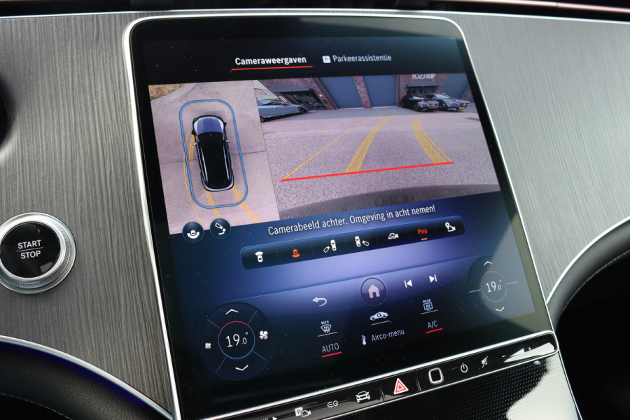 Mercedes-Benz EQE SUV 350 4Matic AMG Line 91 kWh | 59.000,- ex | Distronic+ | Memory | Panoramadak | Digital Light | Stoelventilatie | Burmester | Warmtepomp | Keyless Go | Augmented Reality |