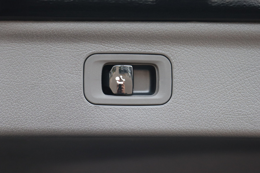 Mercedes-Benz EQE SUV 350 4Matic AMG Line 91 kWh | 59.000,- ex | Distronic+ | Memory | Panoramadak | Digital Light | Stoelventilatie | Burmester | Warmtepomp | Keyless Go | Augmented Reality |