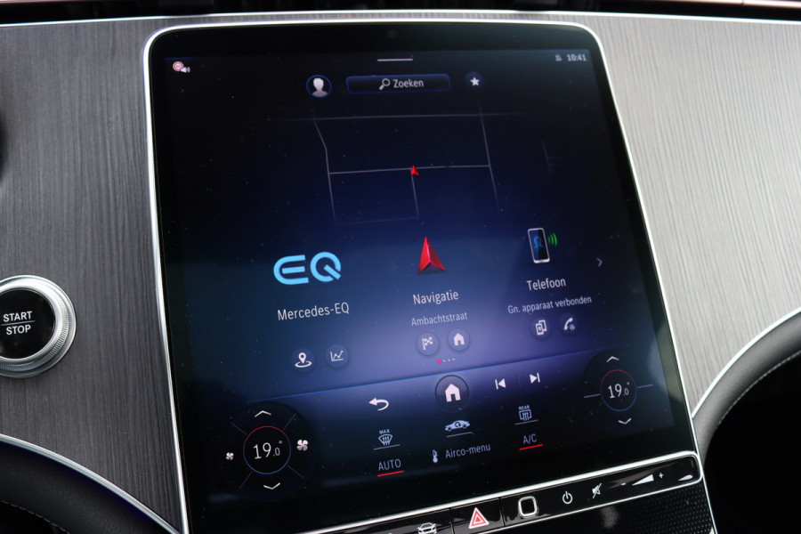 Mercedes-Benz EQE SUV 350 4Matic AMG Line 91 kWh | 59.000,- ex | Distronic+ | Memory | Panoramadak | Digital Light | Stoelventilatie | Burmester | Warmtepomp | Keyless Go | Augmented Reality |