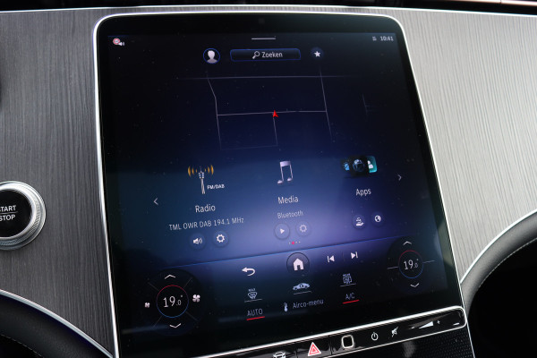 Mercedes-Benz EQE SUV 350 4Matic AMG Line 91 kWh | 59.000,- ex | Distronic+ | Memory | Panoramadak | Digital Light | Stoelventilatie | Burmester | Warmtepomp | Keyless Go | Augmented Reality |