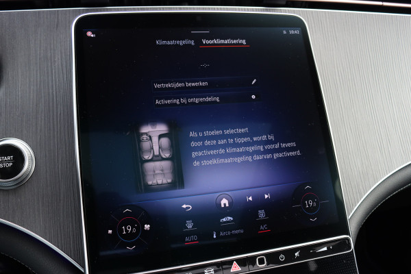 Mercedes-Benz EQE SUV 350 4Matic AMG Line 91 kWh | 59.000,- ex | Distronic+ | Memory | Panoramadak | Digital Light | Stoelventilatie | Burmester | Warmtepomp | Keyless Go | Augmented Reality |