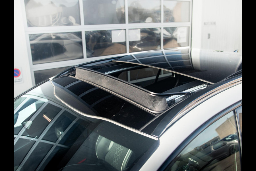 Kia Sportage 1.6 T-GDi Plug-in Hybrid AWD GT-Line | Uit voorraad leverbaar | Clima | Stoel-/stuurverwarming | Schuif-/kanteldak | Carplay | Navi | Adapt. Cruise | 19''