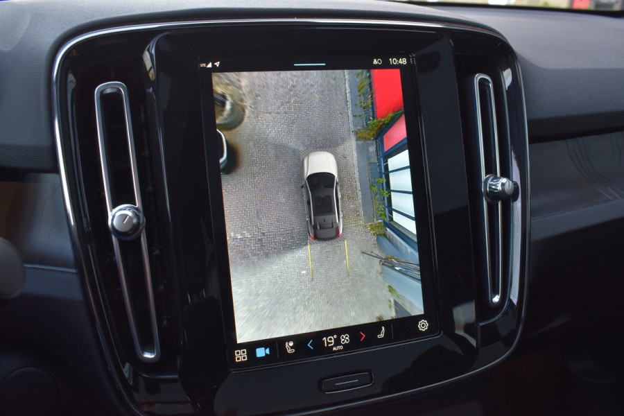 Volvo C40 Recharge Twin 408PK Ultimate 78 kWh | Nieuw | Black Sheep pakket | 20" LMV | 360 Camera | ACC | Stuurverwarming | Panodak |