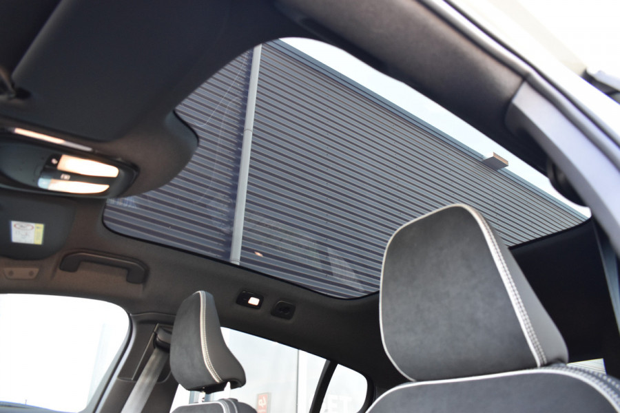 Volvo C40 Recharge Twin 408PK Ultimate 78 kWh | Nieuw | Black Sheep pakket | 20" LMV | 360 Camera | ACC | Stuurverwarming | Panodak |