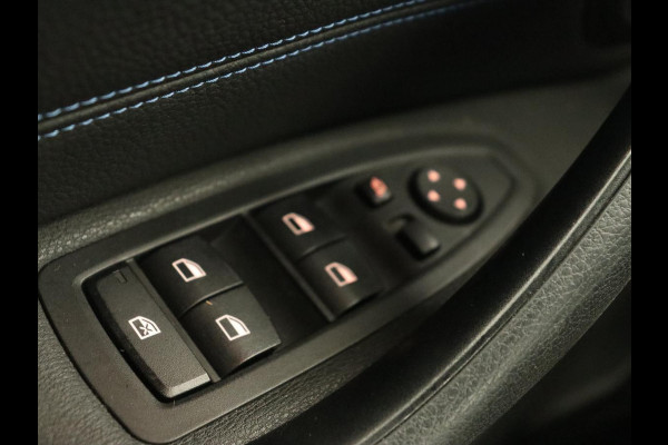 BMW X1 sDrive18i M Sport | Panoramadak | Leder | Stoelverwarming | Keyless | Camera | Trekhaak | Sfeerverlichting | Navigatie | Full LED | Park Assist | Sportstoelen