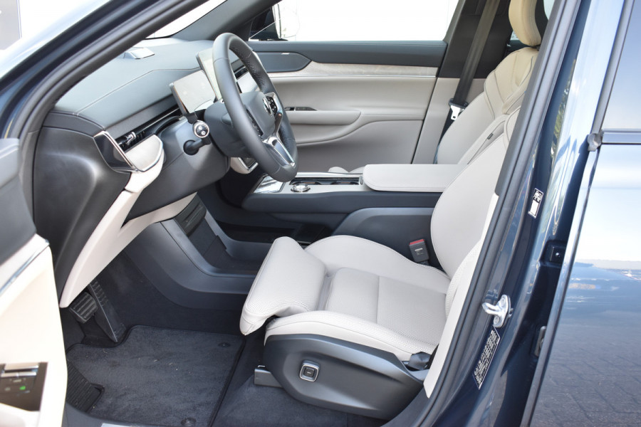 Volvo EX90 Twin Motor 408PK Ultra 7P 111kWh | Uit voorraad leverbaar | Luchtvering | 7 zitplaatsen | Pilot assist-pakket |