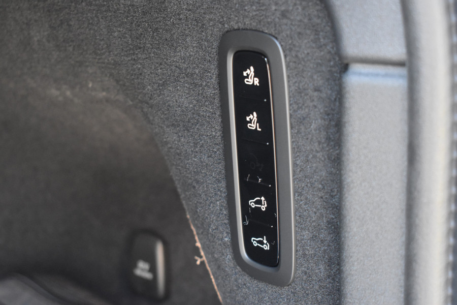 Volvo EX90 Twin Motor 408PK Ultra 7P 111kWh | Uit voorraad leverbaar | Luchtvering | 7 zitplaatsen | Pilot assist-pakket |