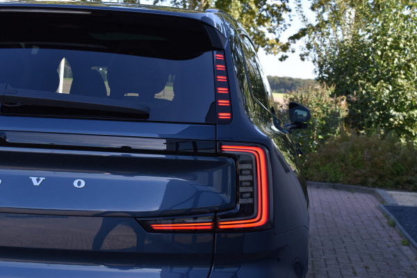 Volvo EX90 Twin Motor 408PK Ultra 7P 111kWh | Uit voorraad leverbaar | Luchtvering | 7 zitplaatsen | Pilot assist-pakket |