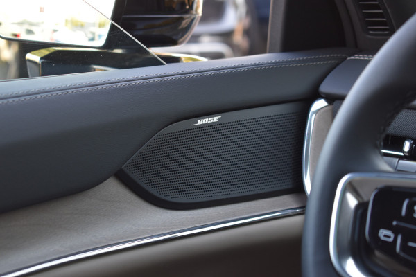 Volvo EX90 Twin Motor 408PK Ultra 7P 111kWh | Uit voorraad leverbaar | Luchtvering | 7 zitplaatsen | Pilot assist-pakket |