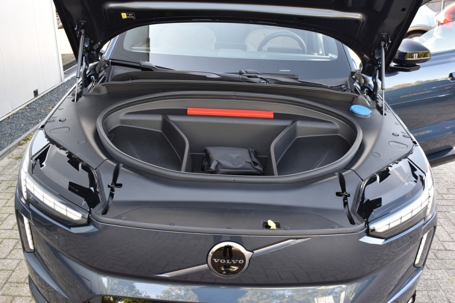 Volvo EX90 Twin Motor 408PK Ultra 7P 111kWh | Uit voorraad leverbaar | Luchtvering | 7 zitplaatsen | Pilot assist-pakket |