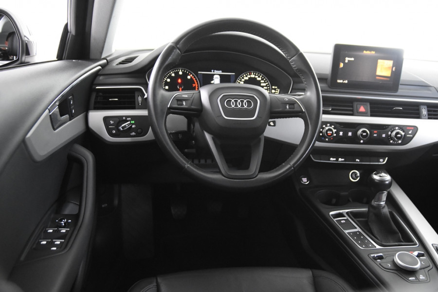 Audi A4 Avant 35 TFSI *1ste Eigenaar*Leer*Navigatie*Trekhaak*