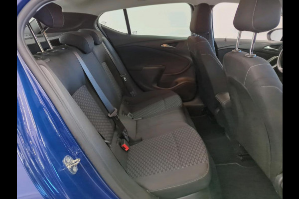 Opel Astra 1.2 Edition NL-AUTO | NAVI Opel Astra 1.2 Edition NL-AUTO | NAVI