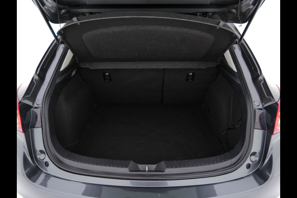 Mazda 3 2.0 SkyActiv-G 120 GT-M (INCL-BTW) *LUXURY-LEATHER | FULL-LED | ADAPTIVE-CRUISE | BLIND-SPOT |  BOSE-SOUND | CAMERA | KEYLESS | DAB+ | HEATED-SPORTSEATS | NAVI-FULLMAP | HEAD-UP | PRIVACY-GLASS | LANE-ASSIST | 18''A