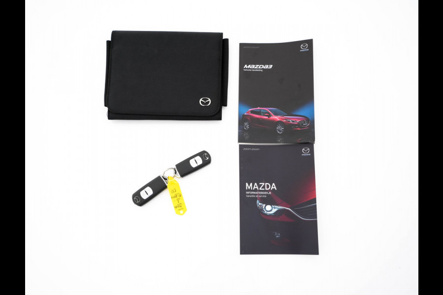 Mazda 3 2.0 SkyActiv-G 120 GT-M (INCL-BTW) *LUXURY-LEATHER | FULL-LED | ADAPTIVE-CRUISE | BLIND-SPOT |  BOSE-SOUND | CAMERA | KEYLESS | DAB+ | HEATED-SPORTSEATS | NAVI-FULLMAP | HEAD-UP | PRIVACY-GLASS | LANE-ASSIST | 18''A