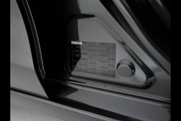 Mazda 3 2.0 SkyActiv-G 120 GT-M (INCL-BTW) *LUXURY-LEATHER | FULL-LED | ADAPTIVE-CRUISE | BLIND-SPOT |  BOSE-SOUND | CAMERA | KEYLESS | DAB+ | HEATED-SPORTSEATS | NAVI-FULLMAP | HEAD-UP | PRIVACY-GLASS | LANE-ASSIST | 18''A